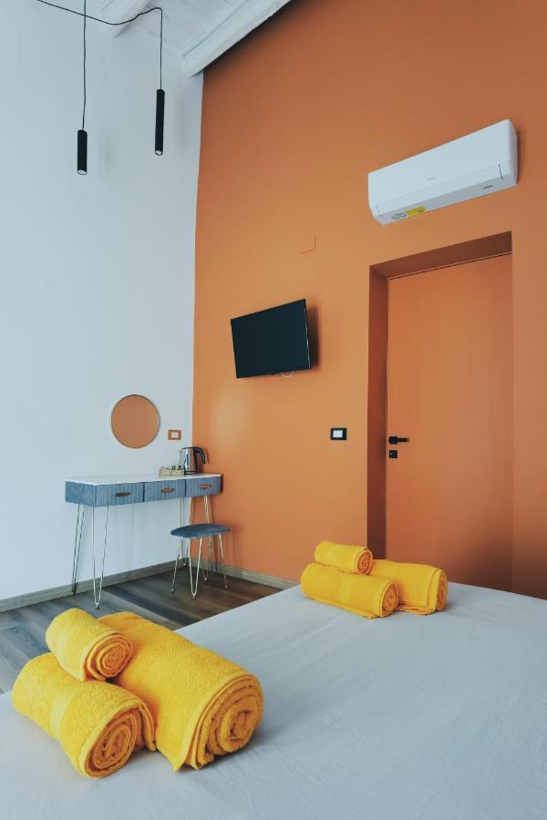 Montesanto36 Apartments Palermo Bagian luar foto